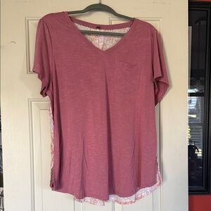 Cupio Mauve Short Sleeve V-Neck Tee